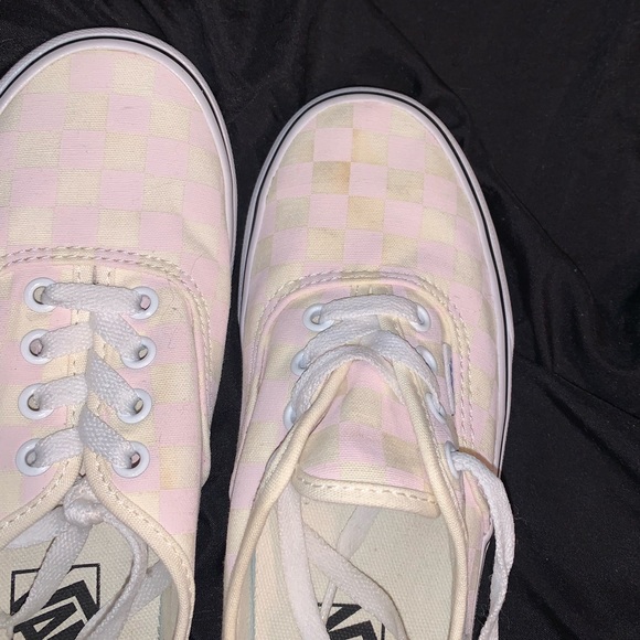 LIKE NEW CHECKERED VANS🏁 - Picture 3 of 10